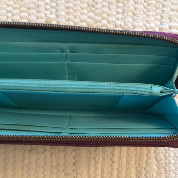 Travelon wallet. - Picture 4 of 4